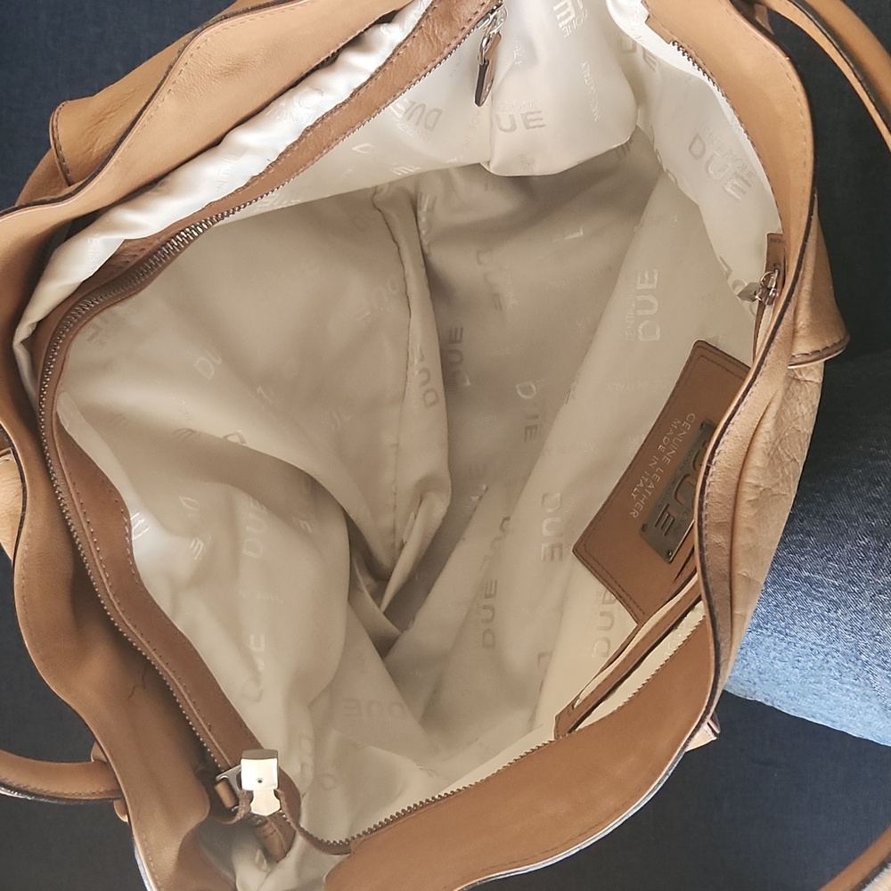 Tranzione Duo Tan Purse - Picture 6 of 7